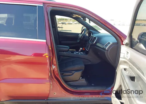 2020 Jeep Grand Cherokee Laredo 4X4 z USA, uszkodzony, nr VIN 1C4RJFAGXLC447957